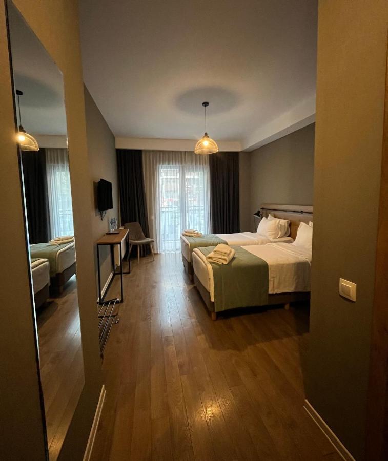 Hotel Stancia Kazbegi - City Center Eksteriør billede