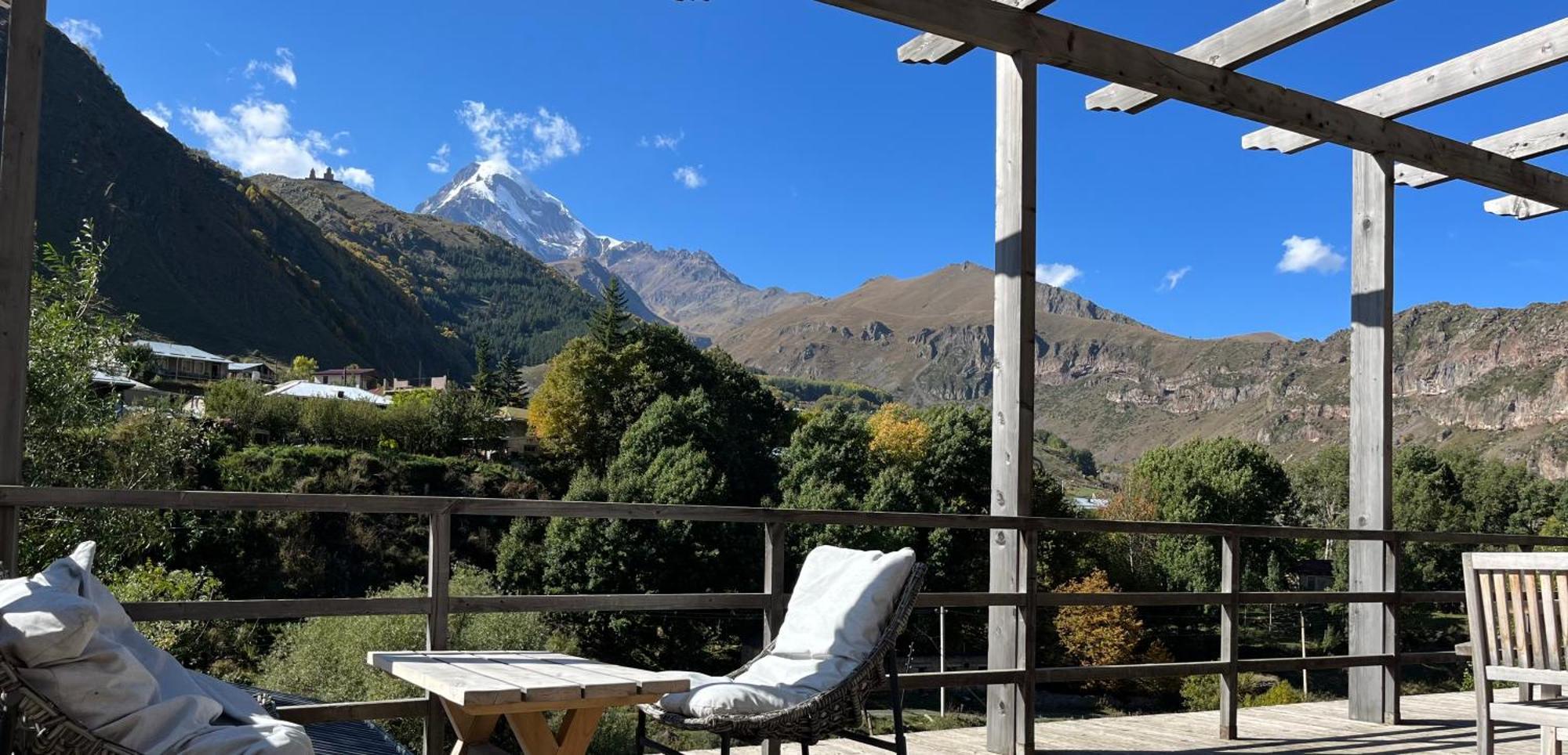 Hotel Stancia Kazbegi - City Center Eksteriør billede